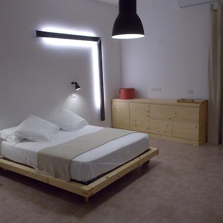 Le Stanze Del Poeta Hotel Salerno Luaran gambar