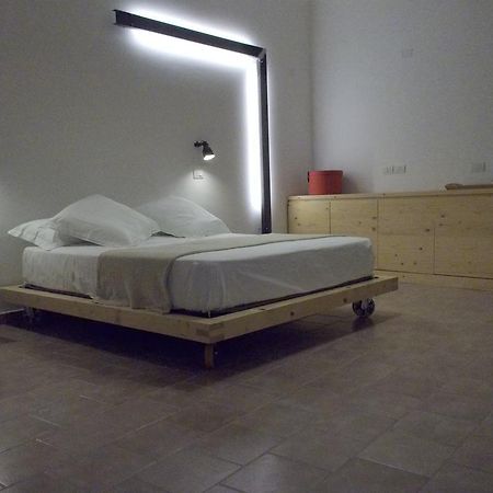 Le Stanze Del Poeta Hotel Salerno Luaran gambar