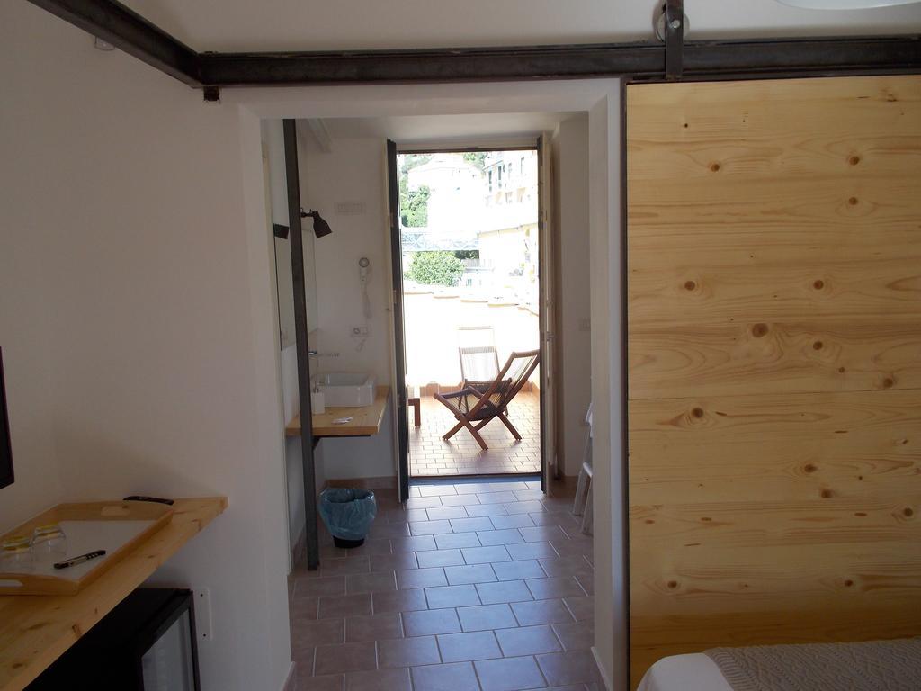 Le Stanze Del Poeta Hotel Salerno Luaran gambar