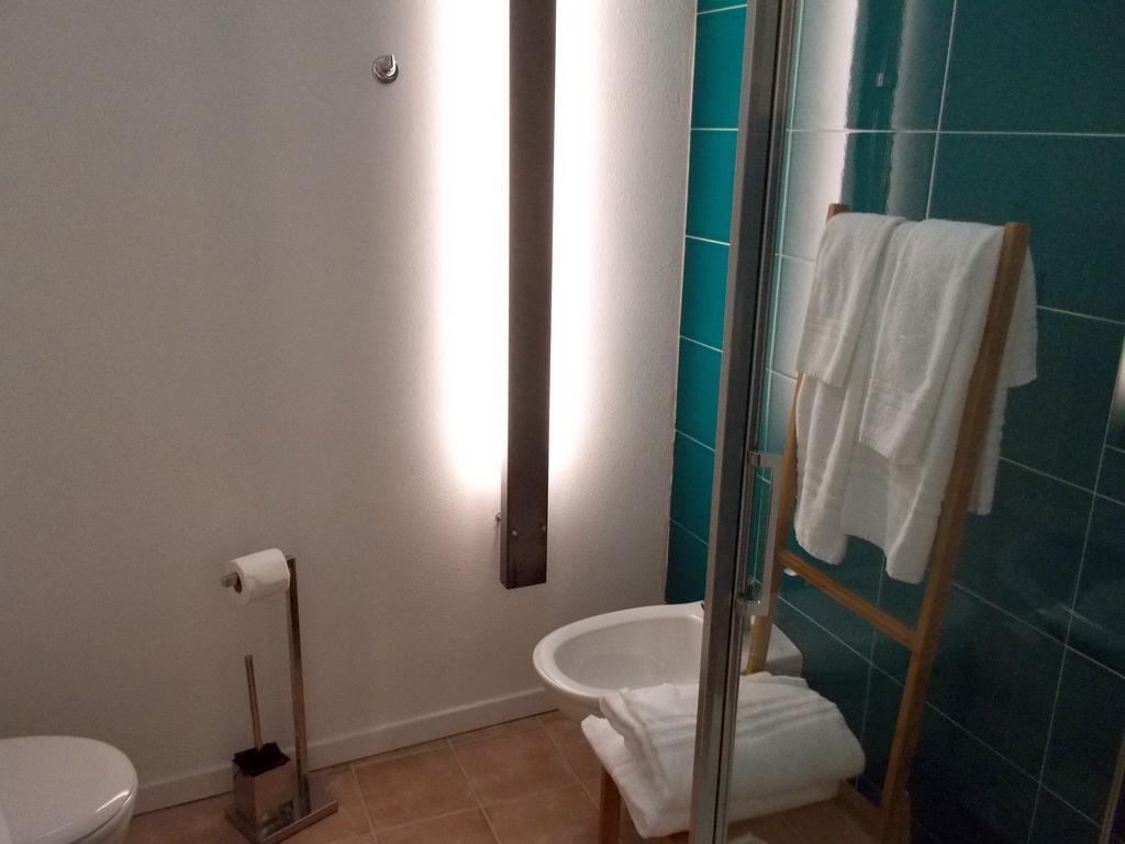 Le Stanze Del Poeta Hotel Salerno Bilik gambar