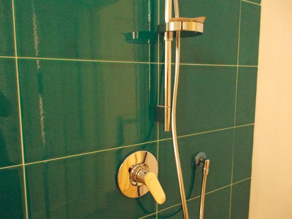 Le Stanze Del Poeta Hotel Salerno Bilik gambar